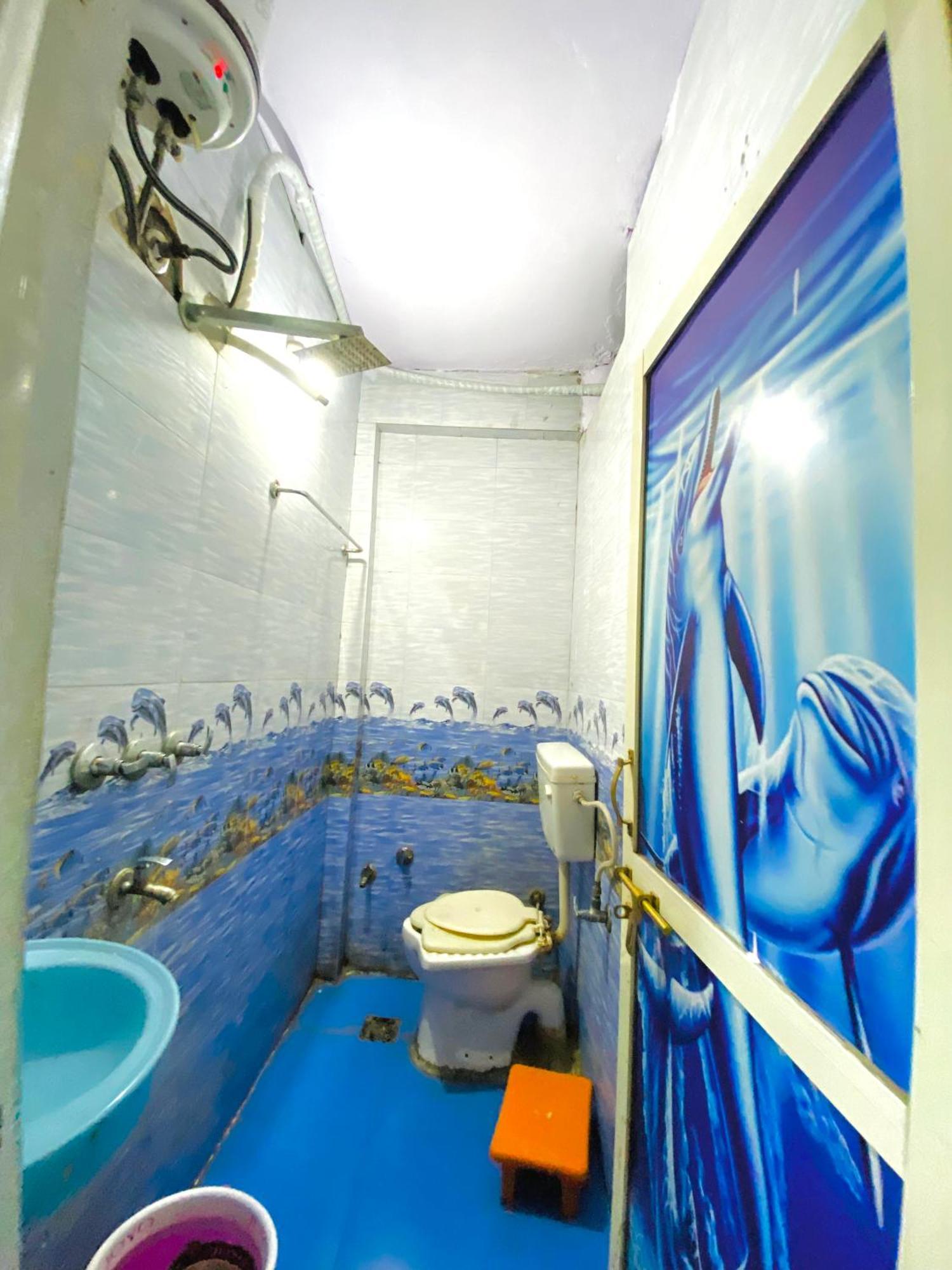 Hotel Ramghat View Ujjain Exteriör bild